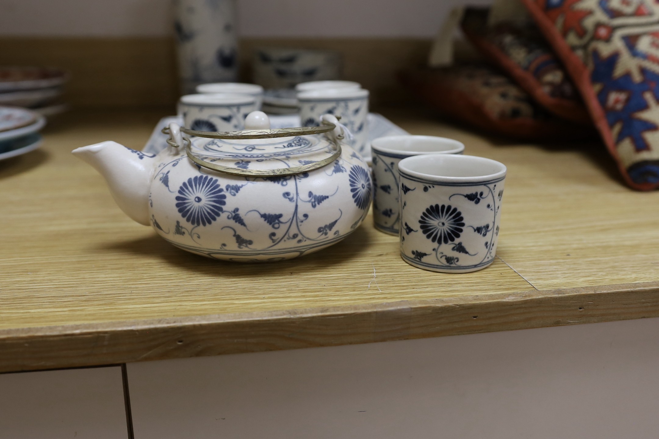 A blue and white tea set